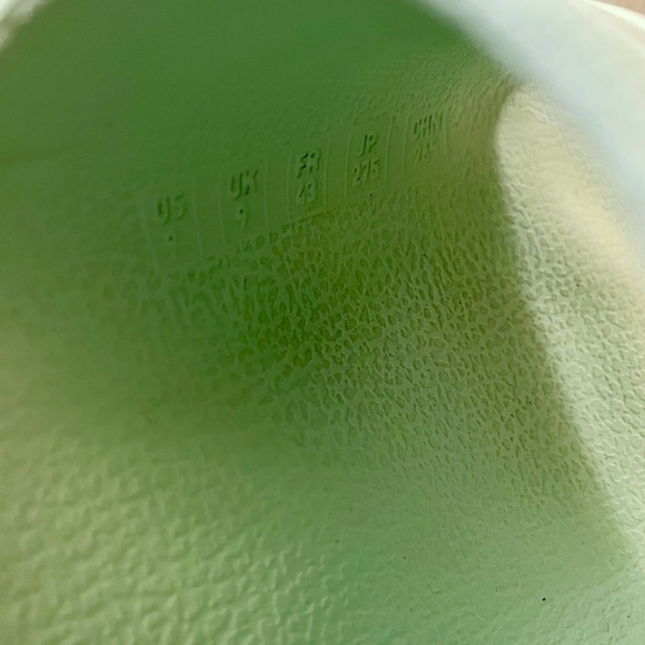 Adidas Comfort Slides, Size 9 - Picture 5 of 5